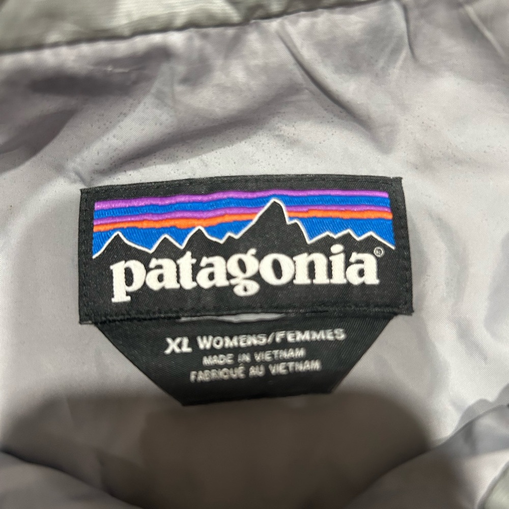 Patagonia Women's Gray Jacket with Vibrant Logo